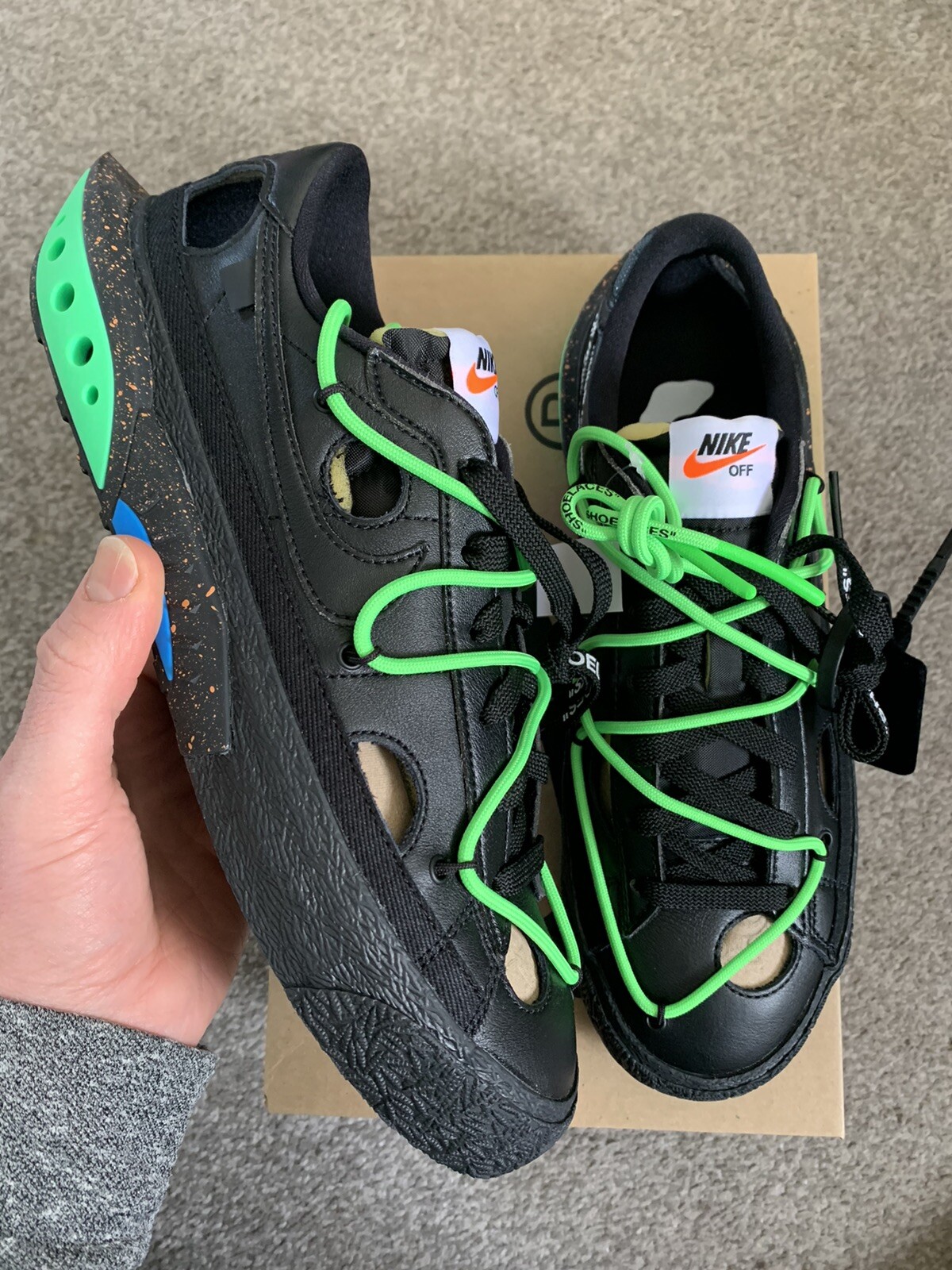 OFF WHITE X NIKE Nike blazer low x off bianco UK 8