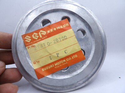 NOS Suzuki DS125 DS185 RM100 RM125 TS125 TS185 GENUINE CLUTCH HUB 21410-28700