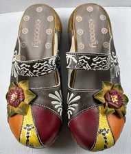 SocoFy Embossed Leather Red Burgundy Brown Slip On Closed Toe Womens 39 ~ US 8.5