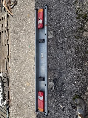 IVECO DAILY VI Furgon Arri�re Pare-choc 2.30 Diesel 93kw 2016 36469243 - Photo 1/4