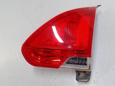 RÜCKLEUCHTE RECHTS IN DER TÜR / 53885 FÜR PEUGEOT 2008 I CU_ 1.2 VTI