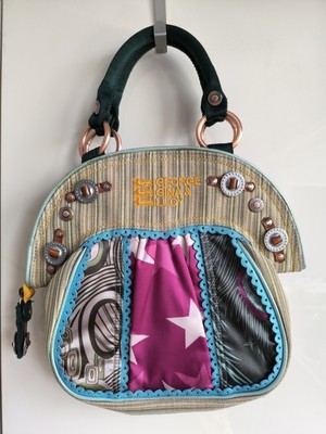 GGL George Gina Lucy Western Edition ''Candy rides alone''