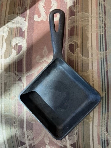 Griswold Cast Iron Square Egg Skillet 53
