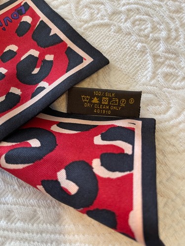 Louis Vuitton Bandeau Leopard Silk Scarf M74563 Burgandy - Picture 7 of 8