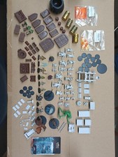 Wizards Of The Coast 2017 Dungeons And Dragons Figures And Tiles Lot