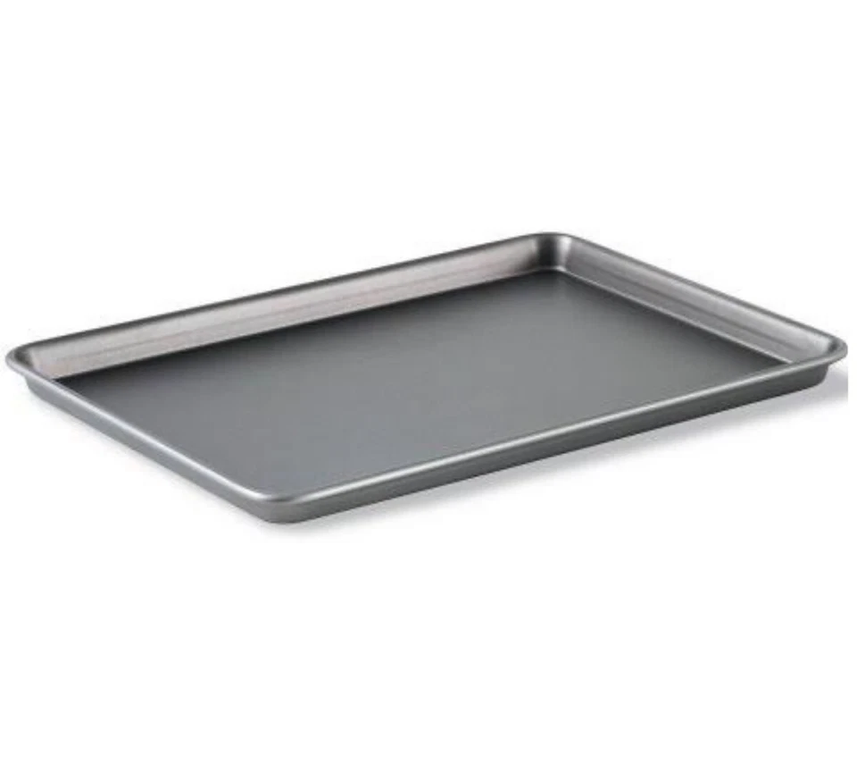 Sartén antiadherente rectangular de 12 por 17 pulgadas para hornear Calphalon Classic Foto 2 de 2