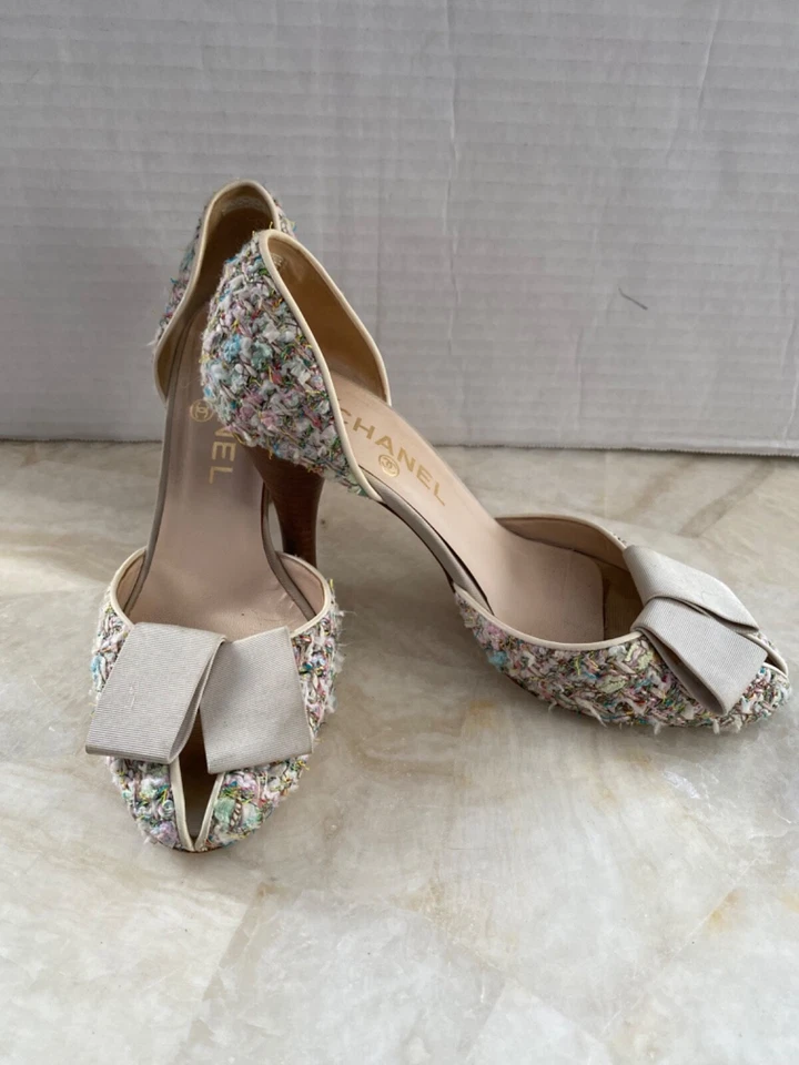 Chanel Ivory Multi Color Fantasy Tweed Peep Toe Pump Heel Shoe Size 36 US 6 - Image 3 of 4