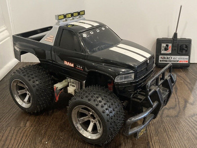 VTG RARE Dodge Ram V10 MAG Truck 1/10 Scale w Remote Battery Charger Nikko WORKS