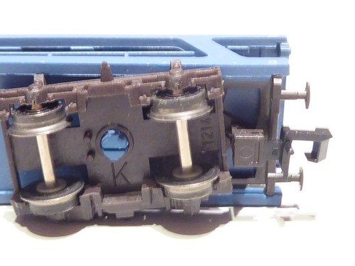 Fleischmann N DB Carrello trasporto auto 4 assi blu usato G522 - Foto 3 di 3