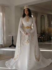 White Muslim Wedding Dresses Gold Embroidery Cape LongSleeve Modest Bridal Gowns