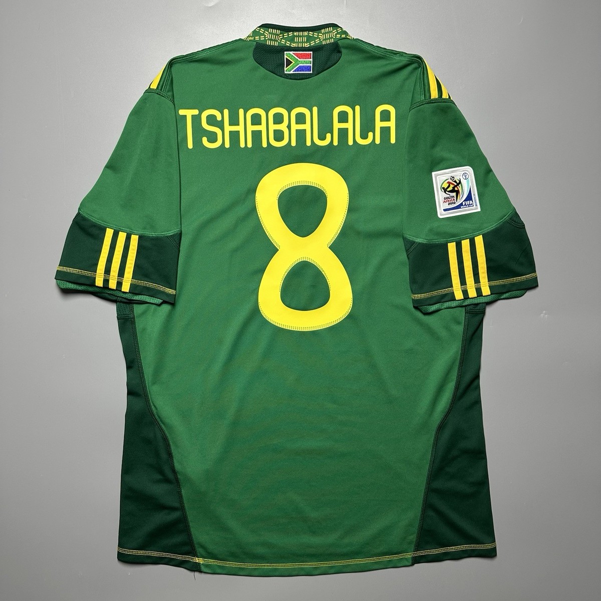 SOUTH AFRICA ADIDAS 2010 FOOTBALL AWAY JERSEY #8 TSHABALALA SIZE