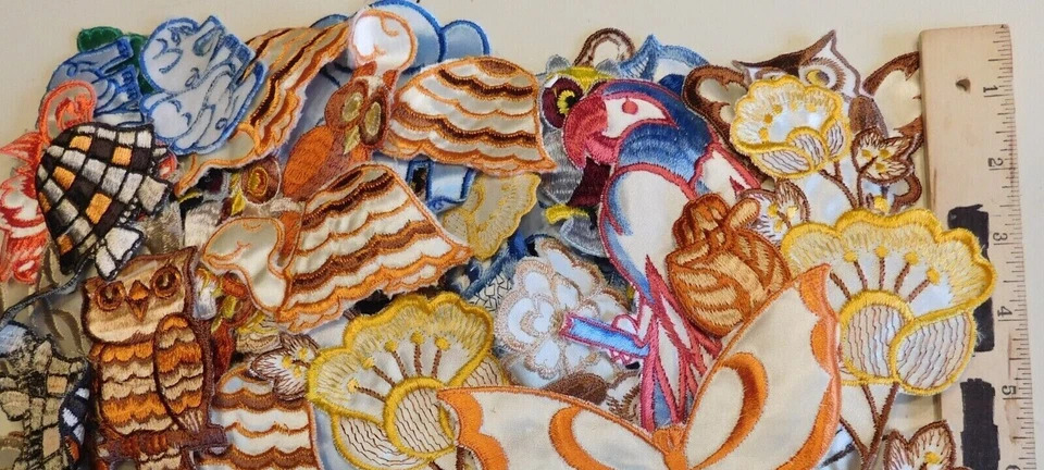 Patches Embroidered USA Vintage 115 Assortment Lot Sew-on Appliques Motifs NOS - Image 3 of 4