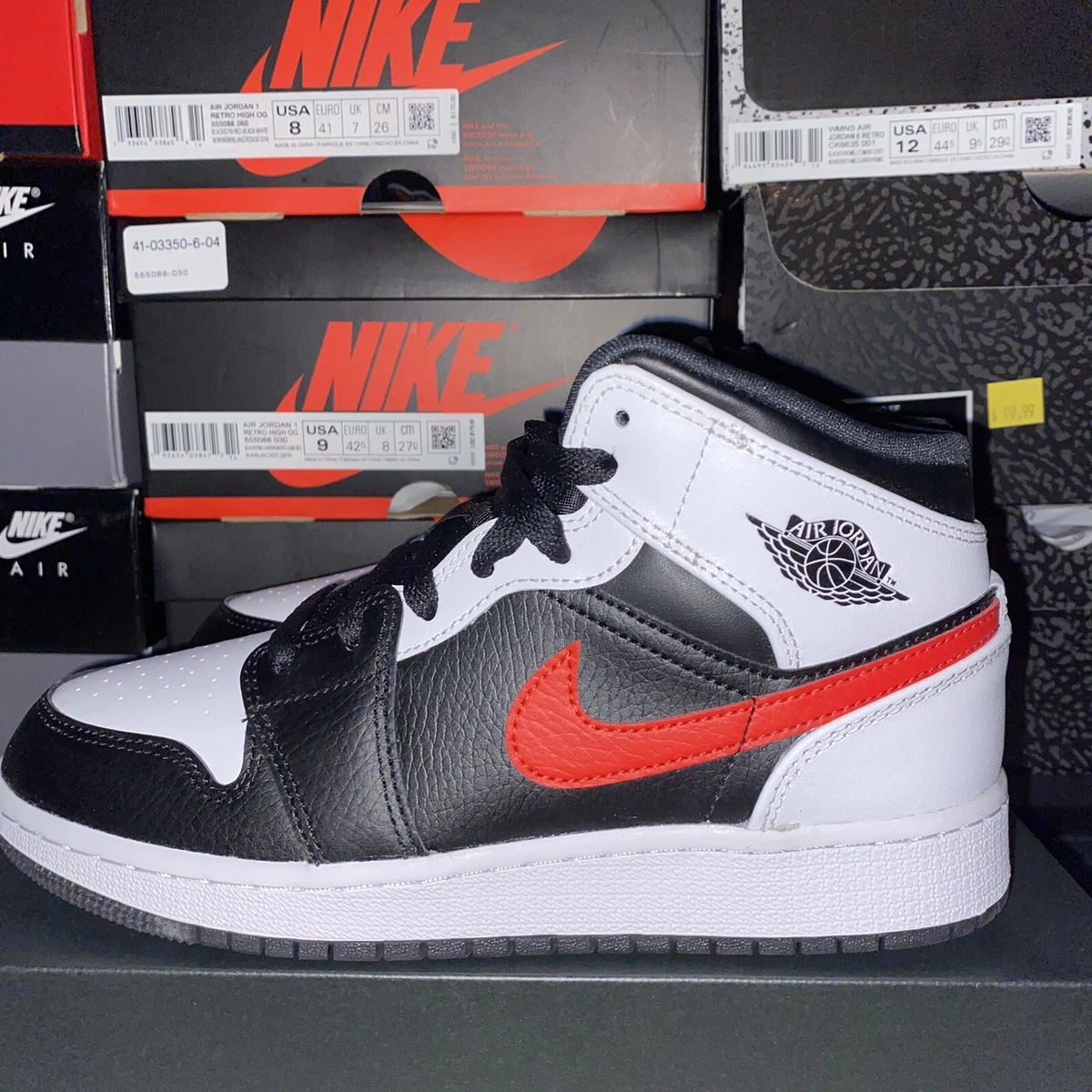 Nike Air Jordan 1 Mid GS Black Chile Red White 554725 075 Size 7Y