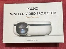 Mooka: Mini LCD Video Projector - 8000 Lumens, 1080P - RD-823 (White)
