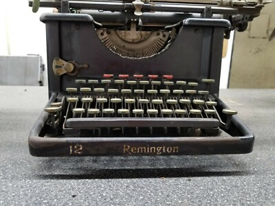 ヴィンテージ Remington社製 タイプライター ヴィンテージ Remington社製 タイプライター Remington Z