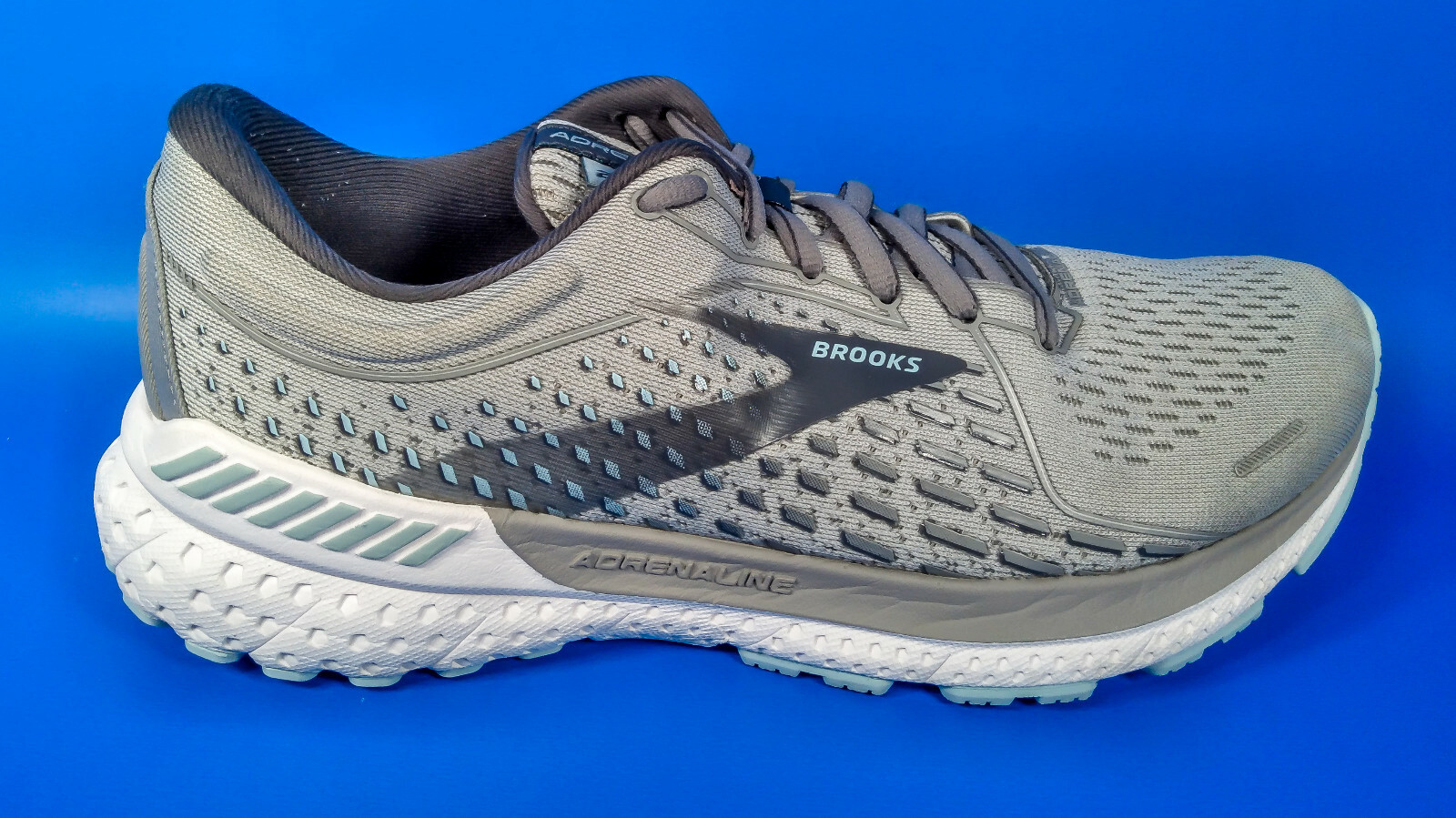 brooks adrenaline size 8.5