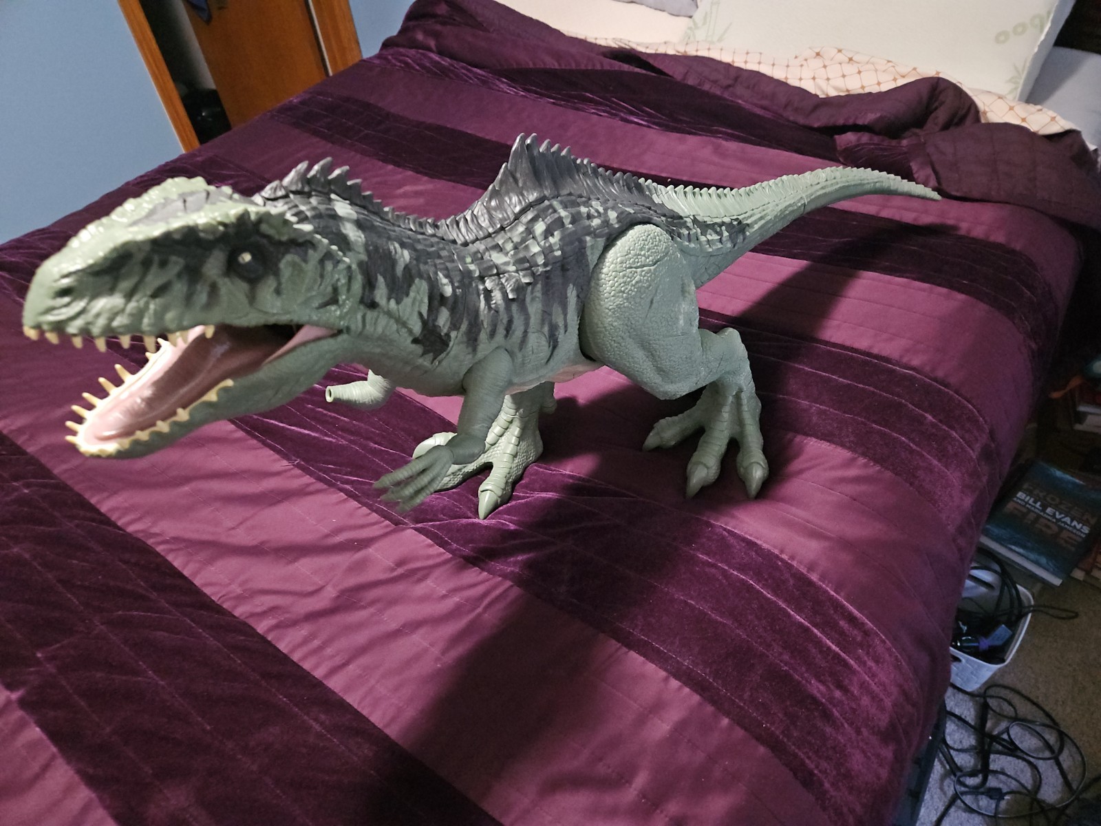 Jurassic World Gigantosauro Super Colossale