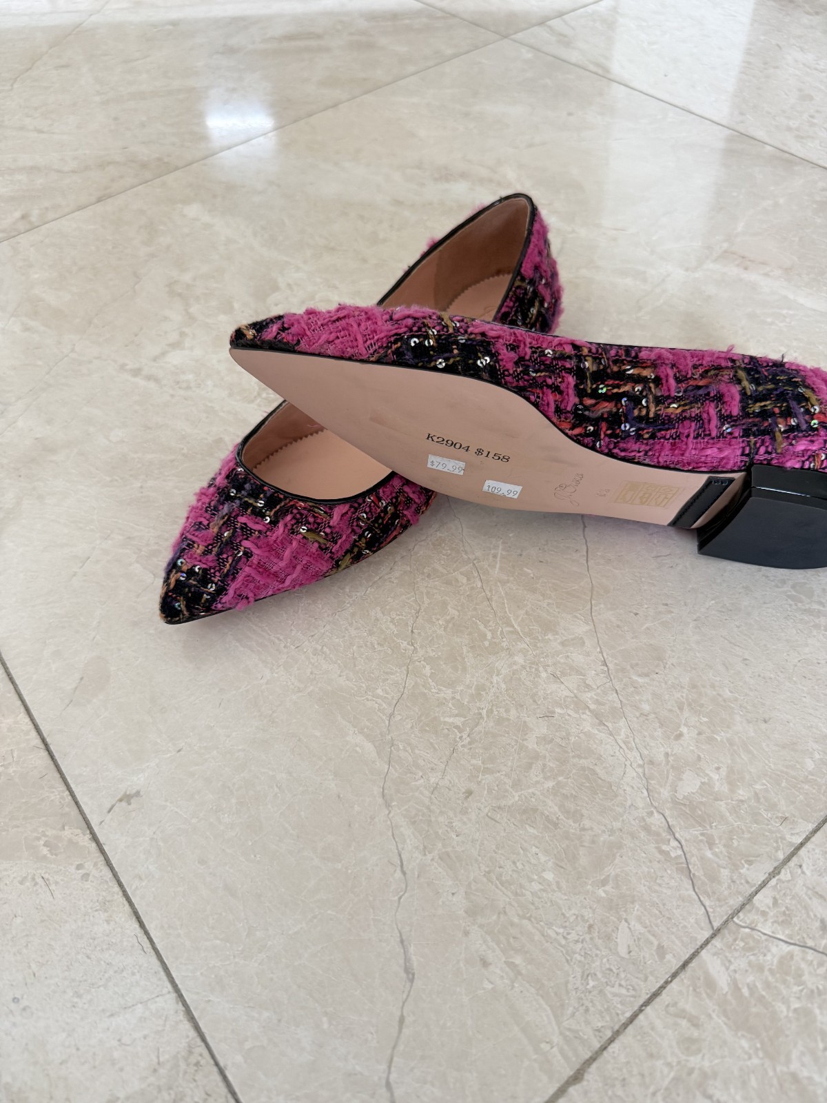 Elegant and simple pink/black tweed pointed-toe b… - image 4