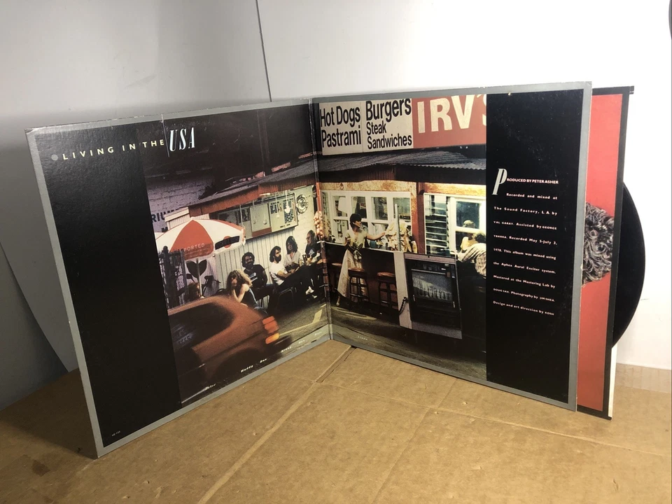 NICE NM Linda Ronstadt Living In The USA 6E-155 LP 12in Vinyl Record Album - Image 2 of 4