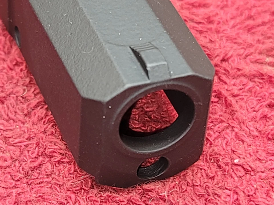 Grendel P-10 .380 ACP Slide Acabado Cerakote Negro Foto 4 de 4