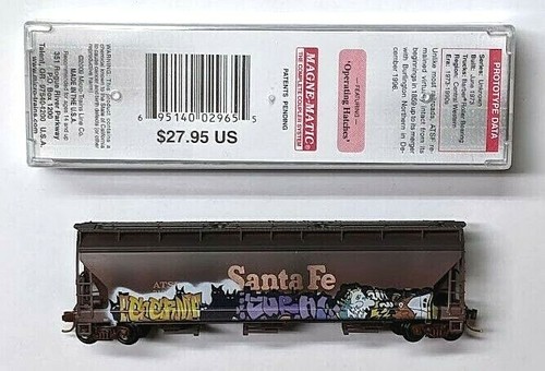 MTL Micro-Trains 09444102 Santa Fe ATSF 313867 3 bahías tolva FW desgastado de fábrica | Zustand: New