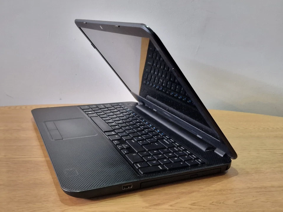 Dell Inspiron 15 3521 Laptop Intel i5 3rd Gen 4GB Ram 500GB HDD Faulty - Image 4 of 4