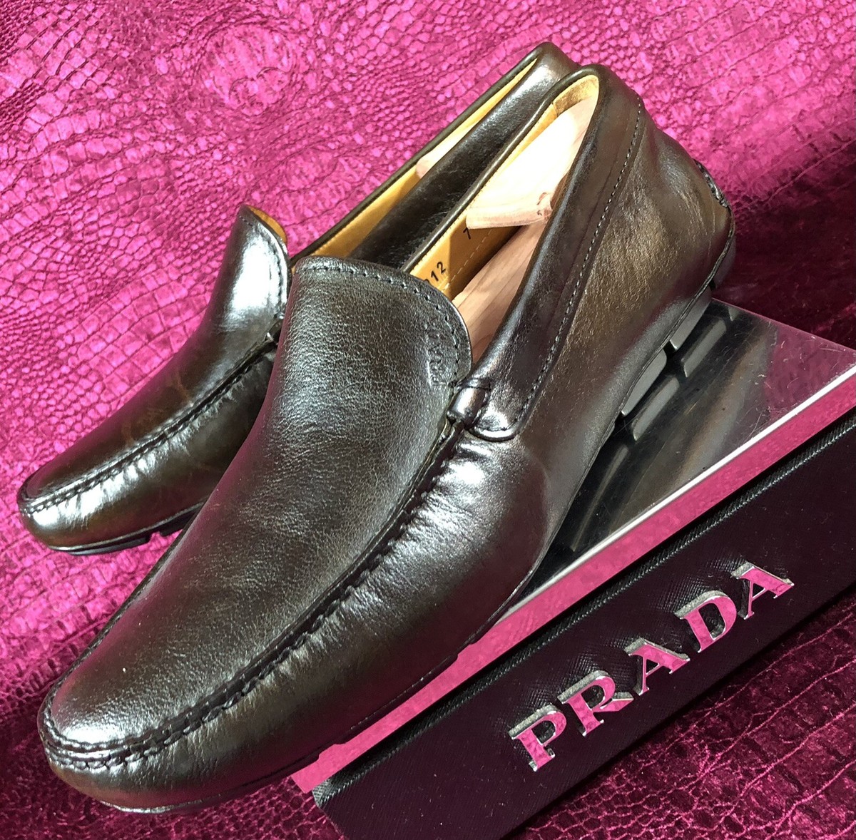 Prada vintage Men\'s navy blue driving  Slip-On Loafers 7 ( 8.5us) PRADA Casual Shoes for Men for sale | eBay main image 2