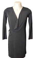 Ann Taylor Woman's wrap dress Long sleeve black Adult size 6 Knee length