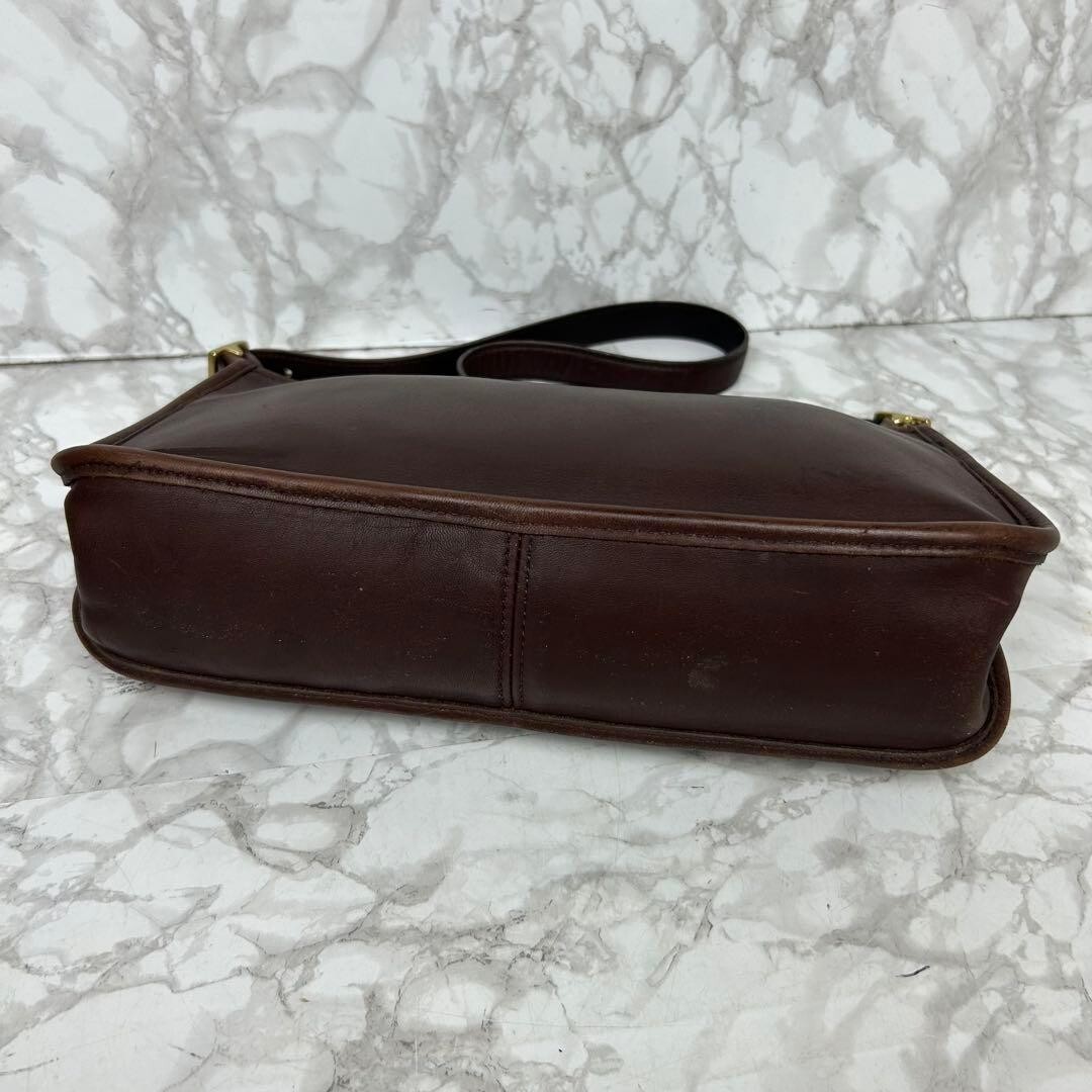 バッグ Old Coach Brown Leather Shoulder Bag Vintage Coach Brown Leather Shoulder Bag Flap Bag Turn Lock