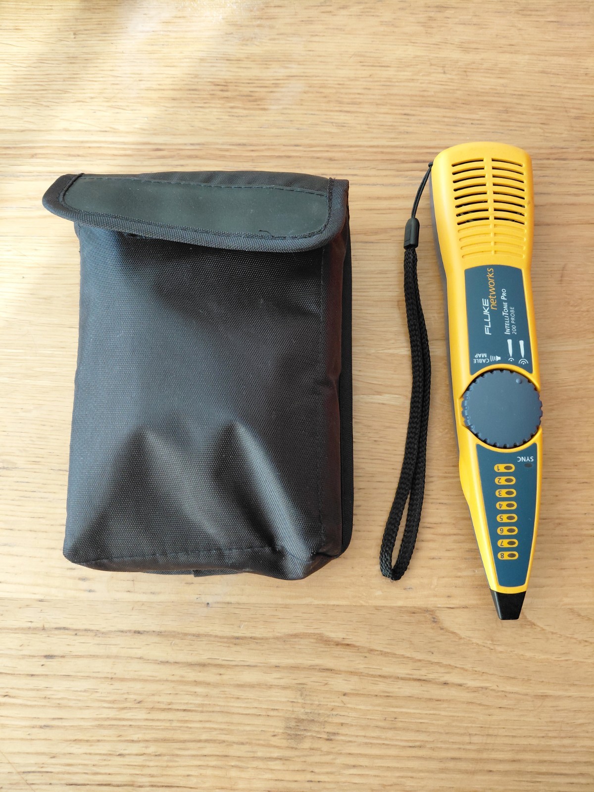 Fluke Networks IntelliTone Pro 200 LAN Toner & Probe Kit RJ45/RJ11 w Pouch 4