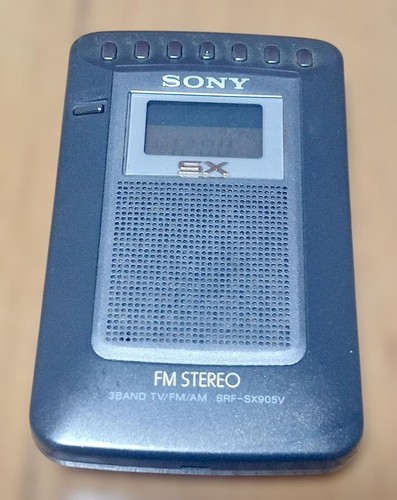 SONY SRF-SX905V 3-Band Portable Radio FM AM TV Audio Power ON FOR PARTS REPAIR