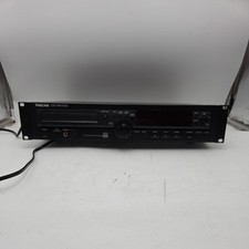 TASCAM CD-RW700 Professional CD Rewritable Recorder and Player