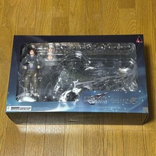 Final Fantasy VII Remake PLAY ARTS Kai Jessie & Bike Figure New Sealed