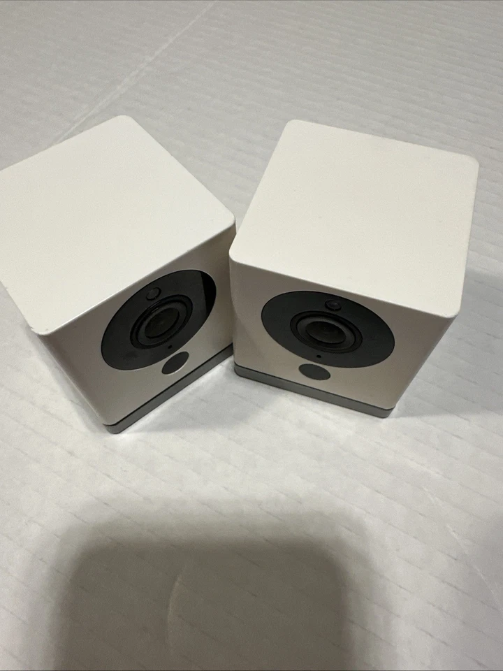 Wyze Labs Wyze Cam V2 1080p FullHD Wireless Security Camera - White - Image 3 of 3