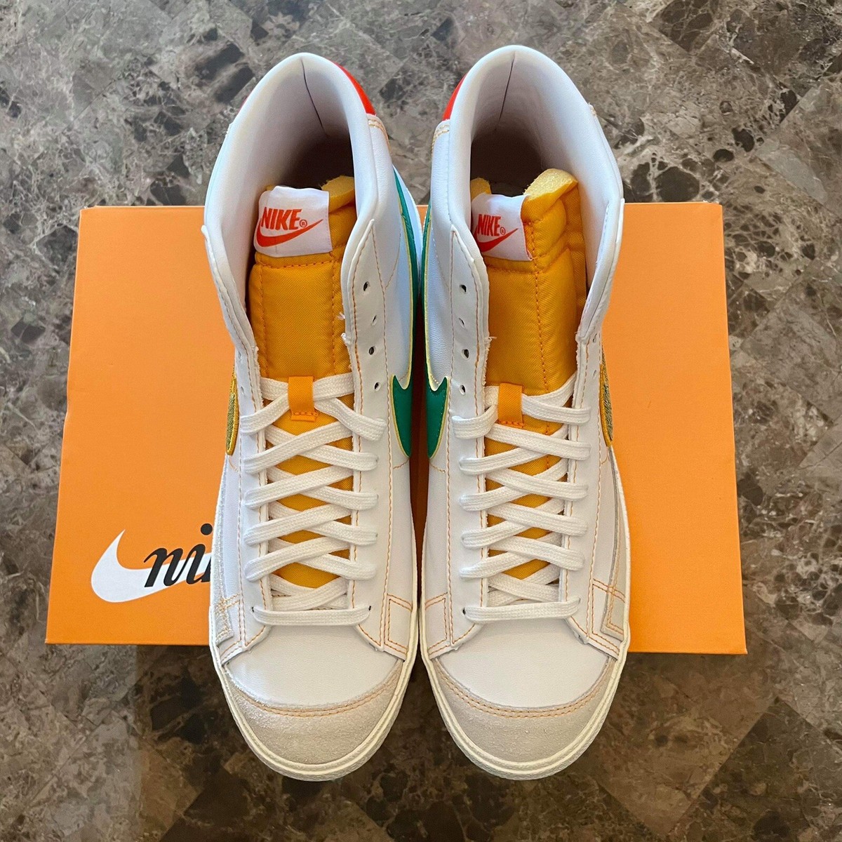 Nike Blazer Mid 77 Rayguns White Gold Green (Men’s Size 10) Nike Blazer Mid  main image 3