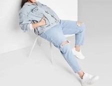 Women  s Wild Fable Super High Rise Tapered Leg Jeans Light Wash Size 0 NEW 