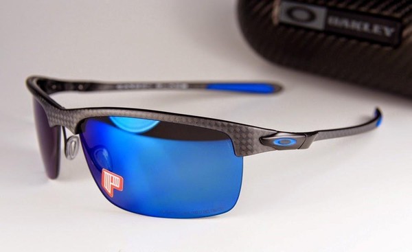 oakley carbon fiber glasses