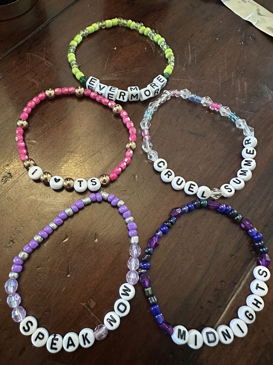 Set of 5 Taylor Swift Eras Tour Friendship Bracelets Keepsake  Friendship  bracelets, Handmade friendship bracelets, Cute friendship bracelets