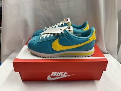 ladies nike cortez trainers