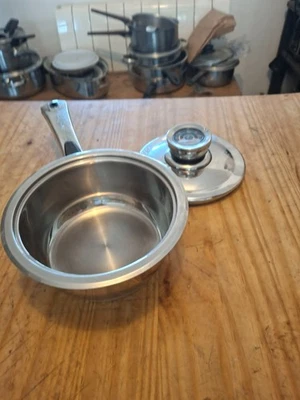 Casserole inox 18-10 - cuivre - Berghoff + couvercle avec thermomètre de cuisson - Photo 1/4
