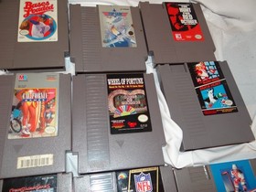 Nintendo NES Bundle Complete w/ 12 Games 2 Controllers Power & AV New 72 Pin
