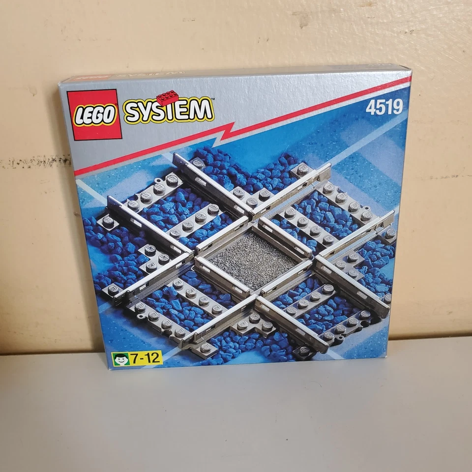 LEGO System City Train Track Straight Rails 4515 9V & Rail Crossing 4519 RARE - Image 2 of 4