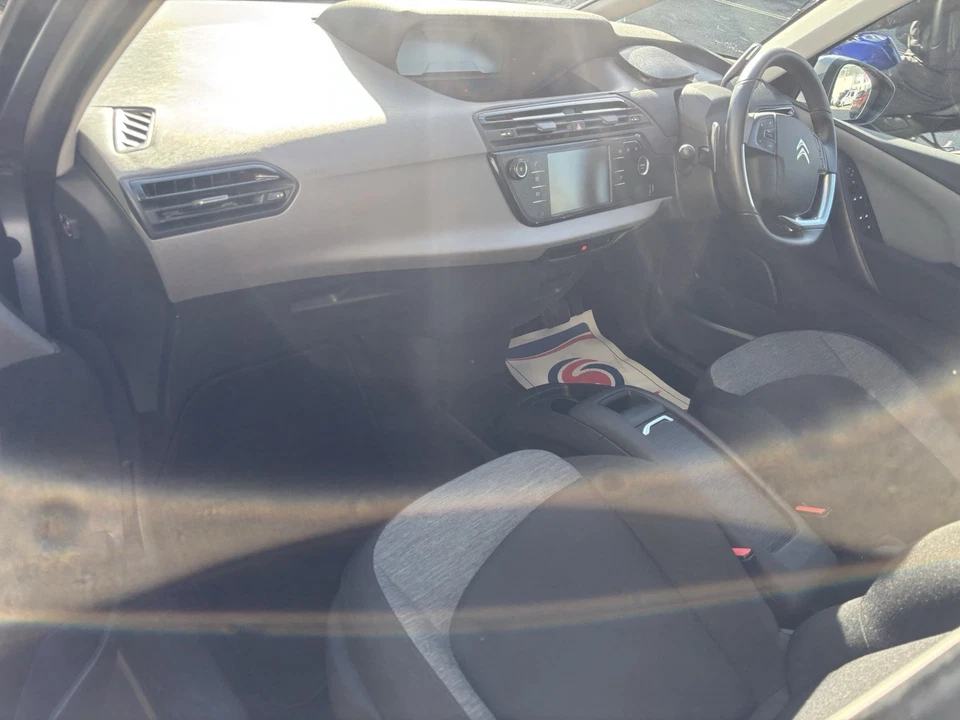 2017 Citroen C4 Picasso Only 20k - Image 4 of 4