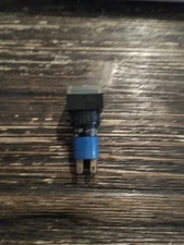 Eao 31-151-022 5A 250Vac Green Push Button