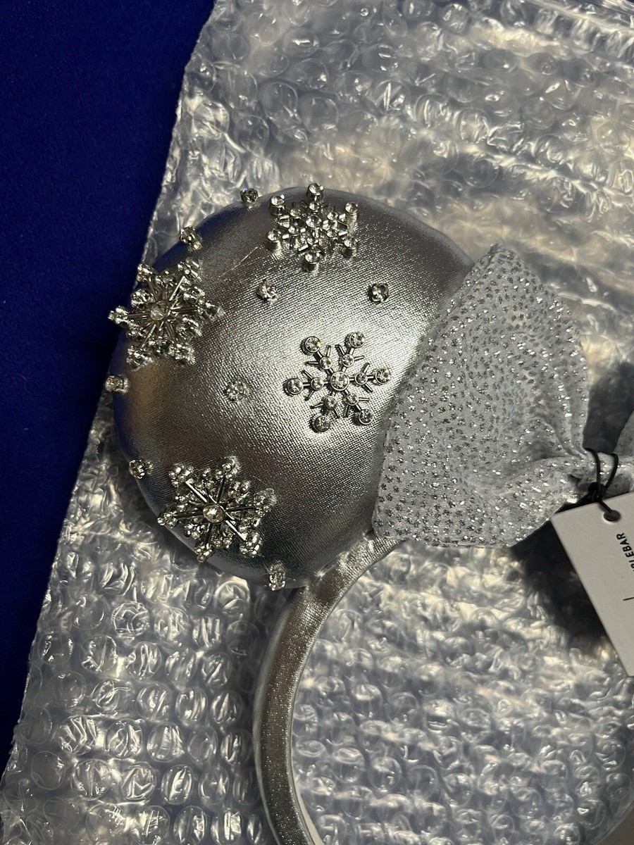 New BaubleBar Disney Minnie Mouse Snowflake Ears Headband. Disney Minnie Mouse Snowflake Ears Headband - Minnie Mouse  main image 3