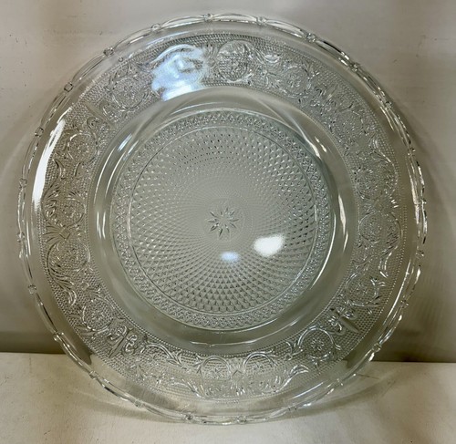 Vtg KIG Malaysia Fleur de Lis Clear Glass Serving Dish 12" - Picture 2 of 6
