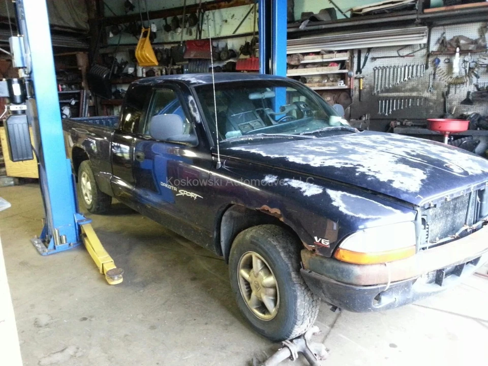Dodge Dakota Asiento con canastilla Pista Lado izquierdo del conductor Club Cab 97 Manual Foto 4 de 4
