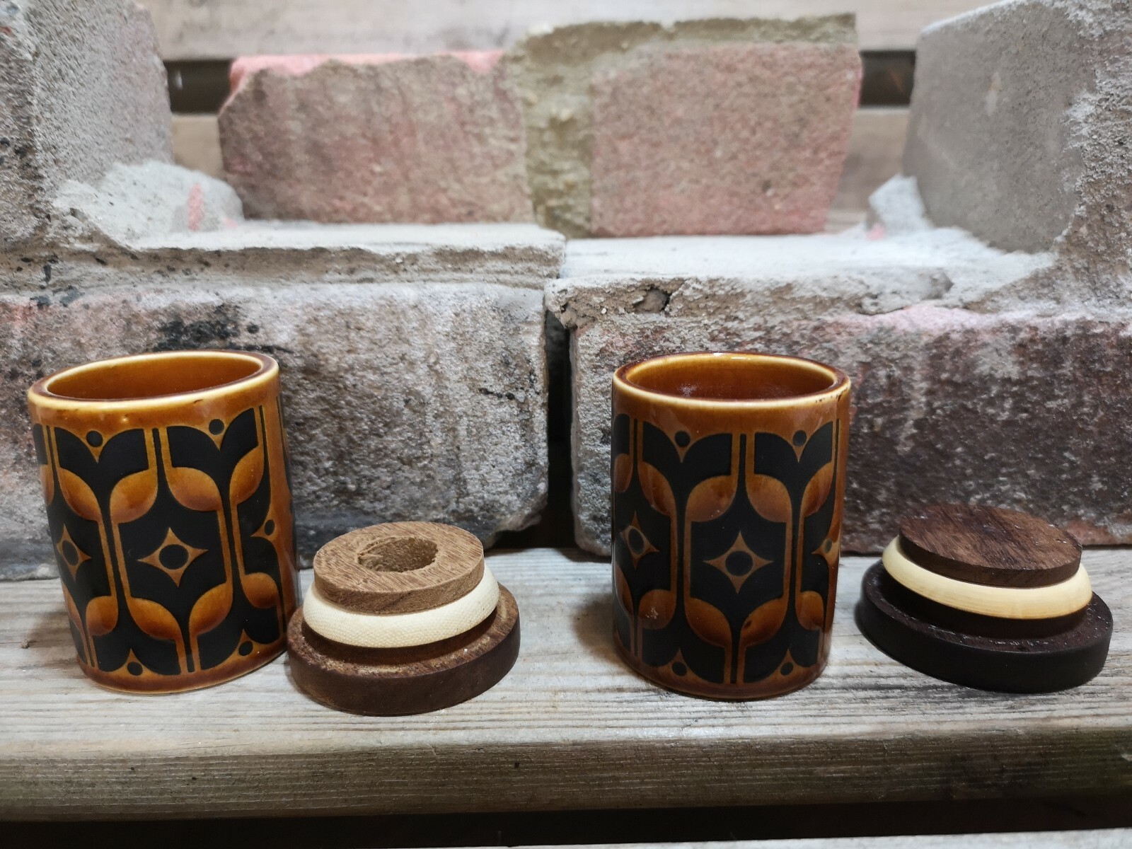 Hornsea Salt and Pepper Pots eBay