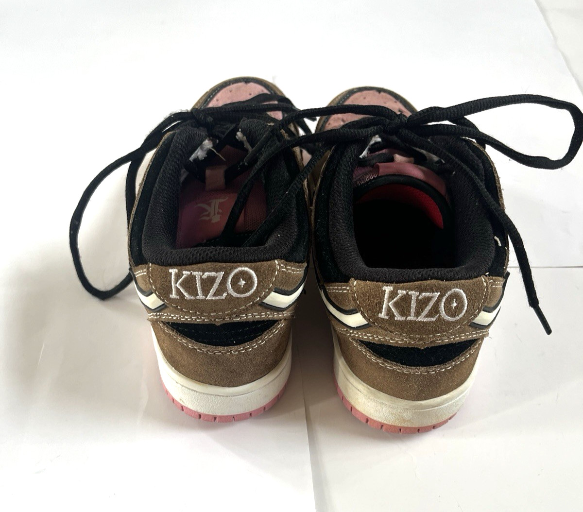 KIZO Valentines day Sneakers Size 5M/6.5W image 2