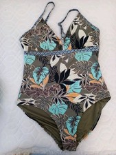 🙈 Unbranded Green Floral Strappy Swimming Costume Vgc